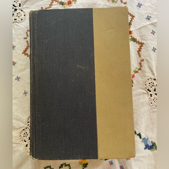 🥳 5/$12 Vintage Classic Book: Great Expectations, by Charles Dickens - Picture 4 of 13